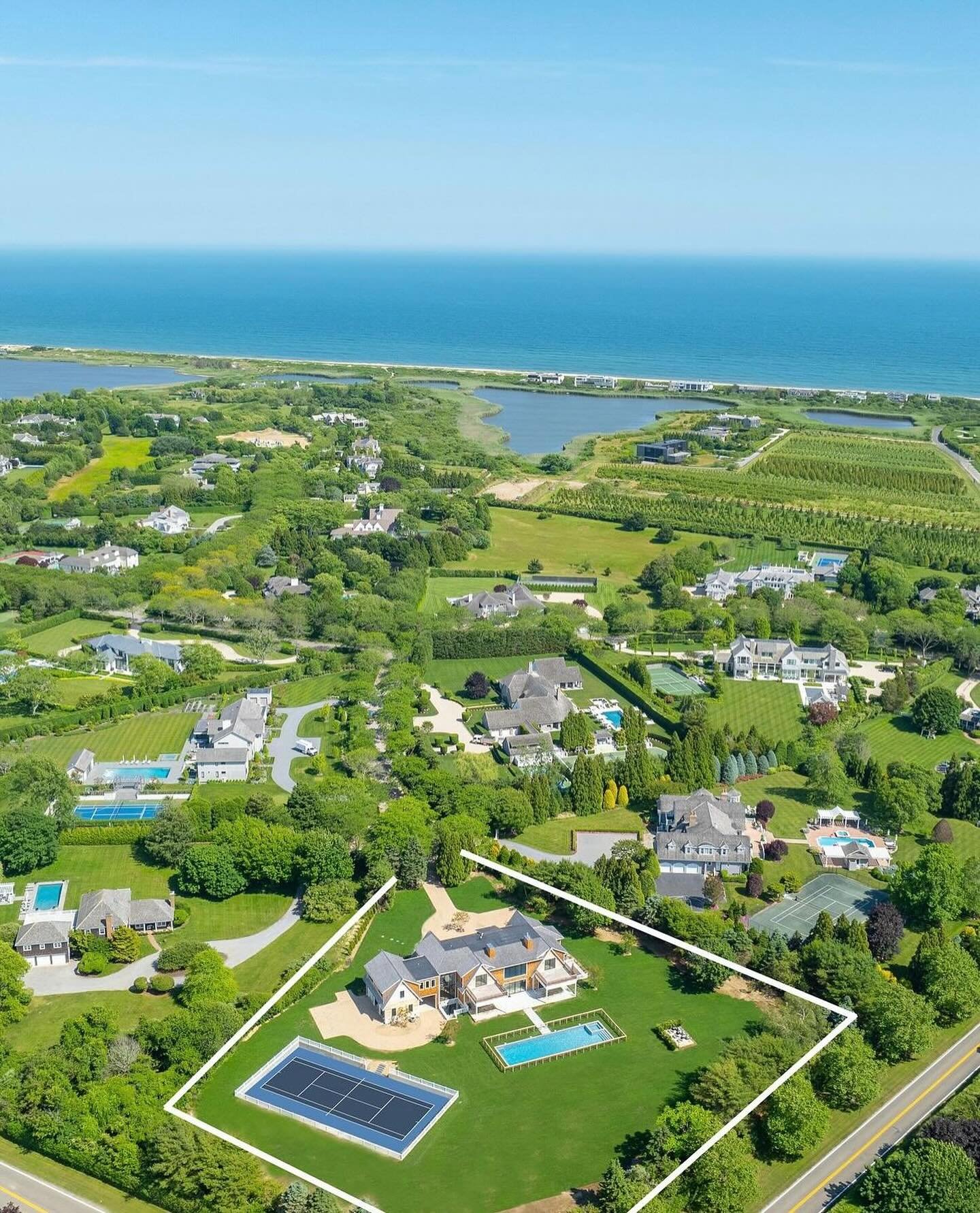 Once part of the illustrious 250-acre oceanfront property of Henry Ford II, 25 Fordune is the pinnacle of luxury living. With unparalleled attention to detail, and exclusive deeded access to one of the nation&rsquo;s best private ocean beaches 🌊

Th