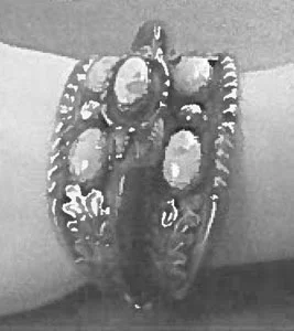 ** The stolen bracelet is similar to this one, but does not have the leaf motifs. 