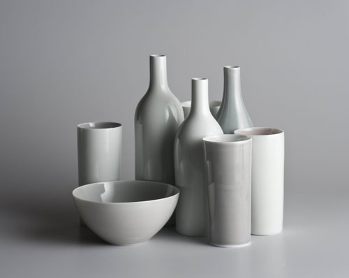 Cluster with grey bowl 2009 Gwyn Hanssen Pigott Translucent porcelain Source: Rex Irwin Art Dealer