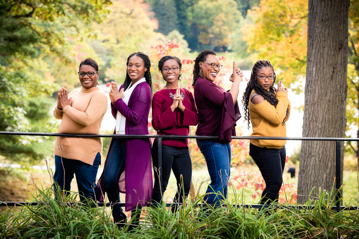 Fun family of girls photo taken in Wellesley MAby Stuart Beeby Photography  