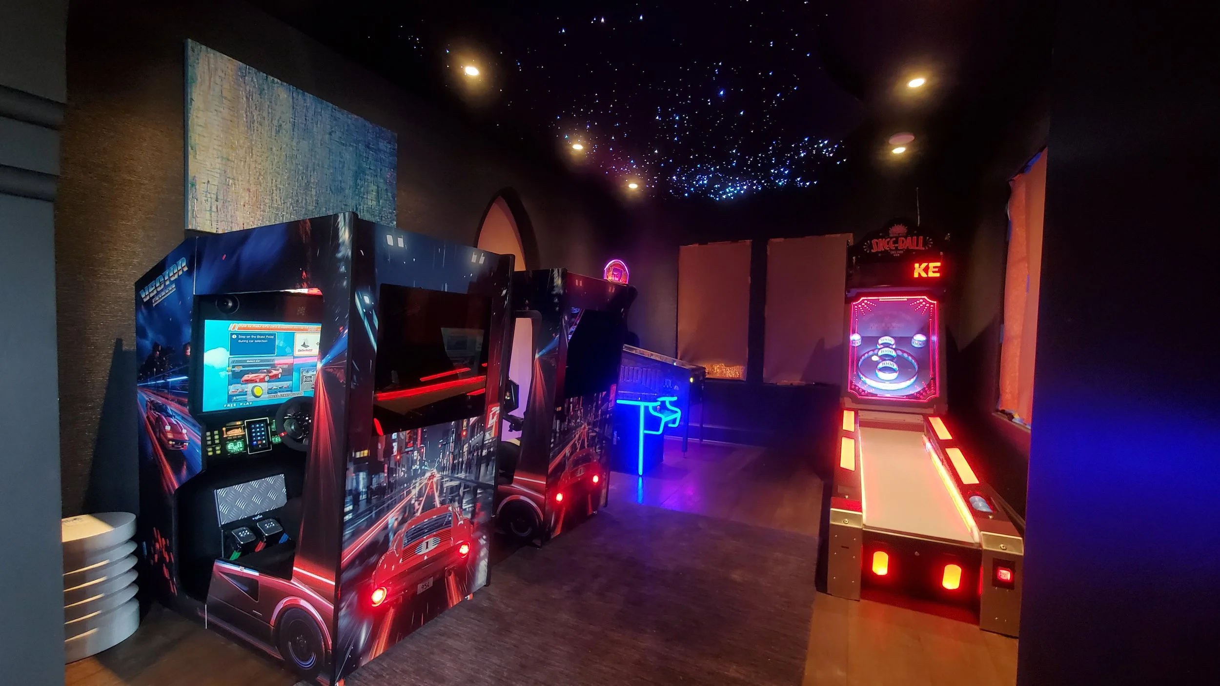 Private Upscale Game Room - Local Houston Client