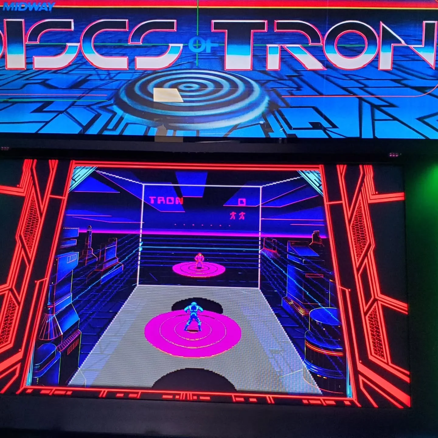 Some bezel, instructions cards, overlays. Some custom made by us. Bonus KI gameplay.