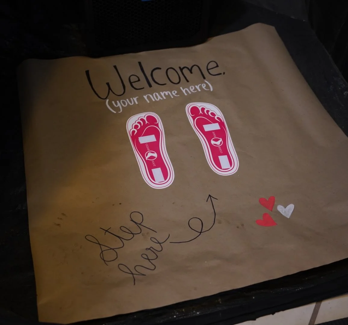 Hey Galentines! Like and tag your besties for a chance to win a FREE custom spray tan! The more Galentines you tag the more entries you get! #fringesalonandbeautylounge #bloomingtonilstylist #bloomingtonilsalon #spraytanartist