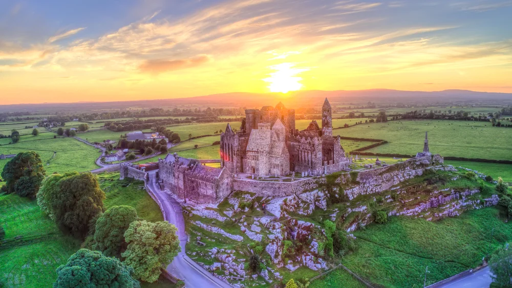 IR Rock of Cashel.jpg