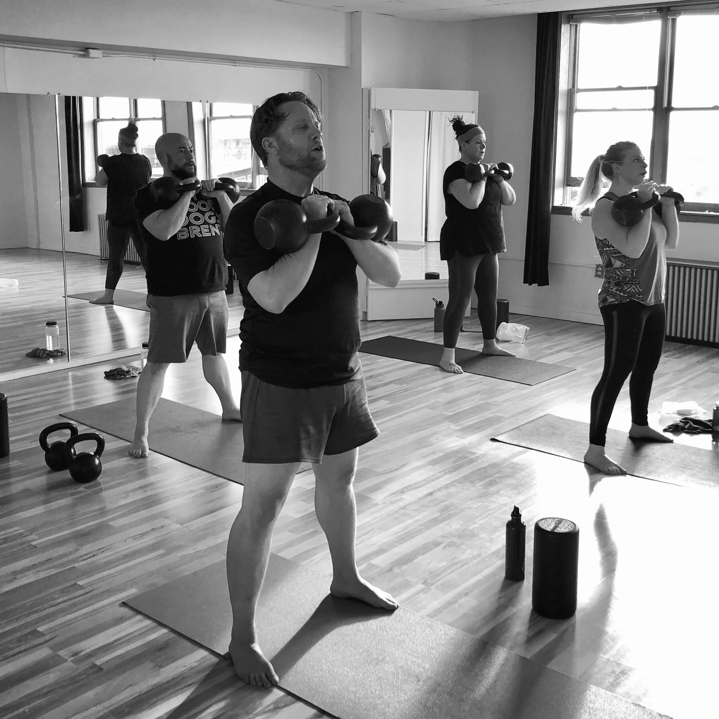 Kettlebell — EDK TRAINING