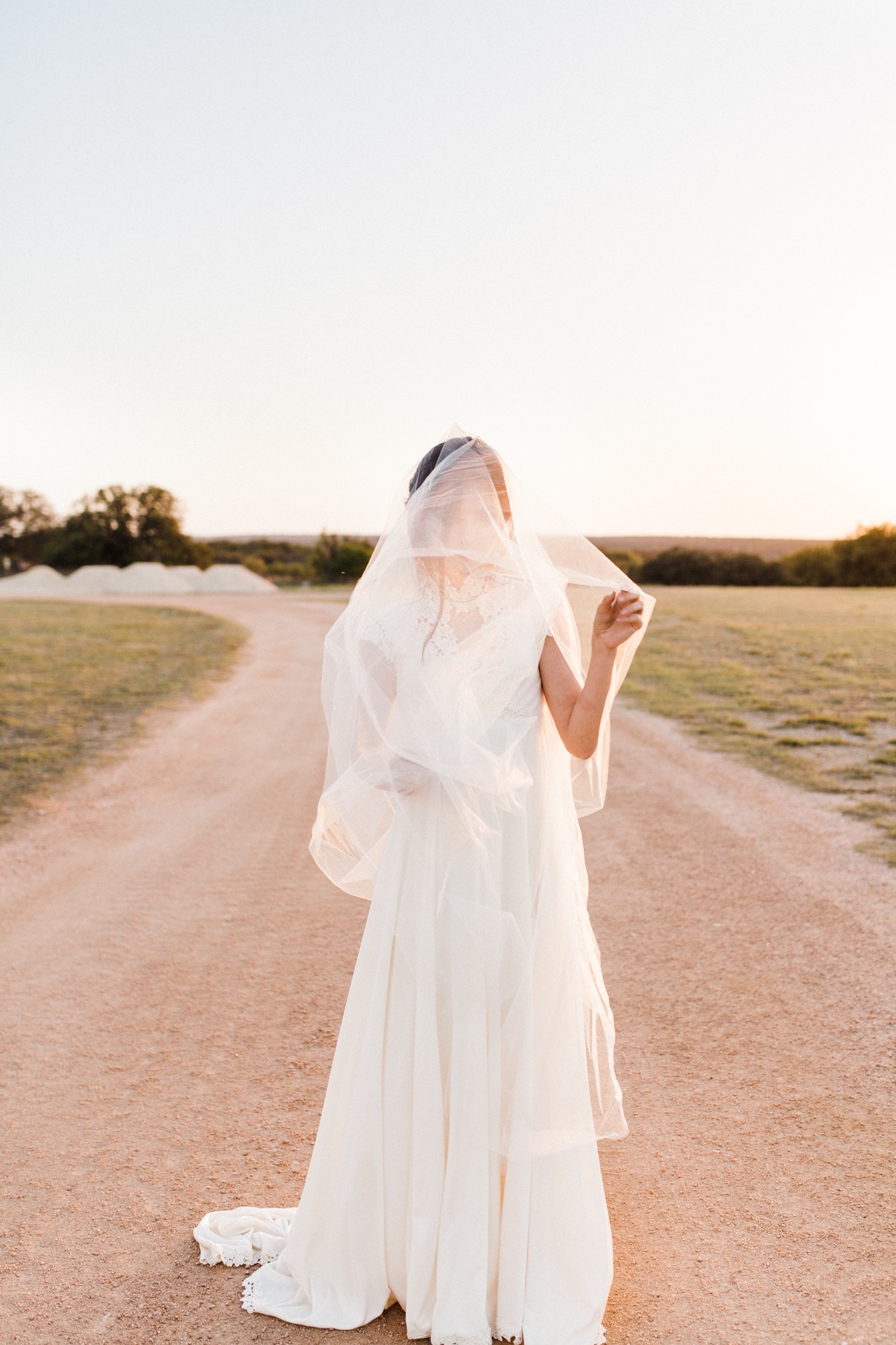 old world bridal session web-34.jpg