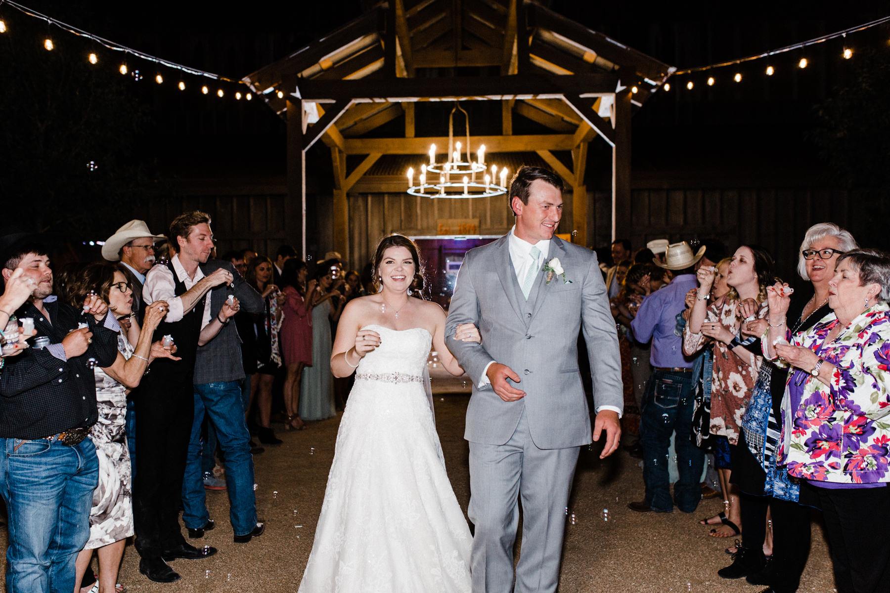 fredericksburg wedding photographer-42-2.jpg