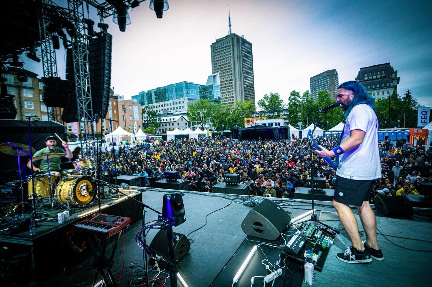 On a un excellent Karma, mais là on va devoir remplir nos points parce qu'on a vidé notre banque en échange d'une température clémente et de cet amour infini qu'on a reçu.  Voici les photos que Fred a pris en