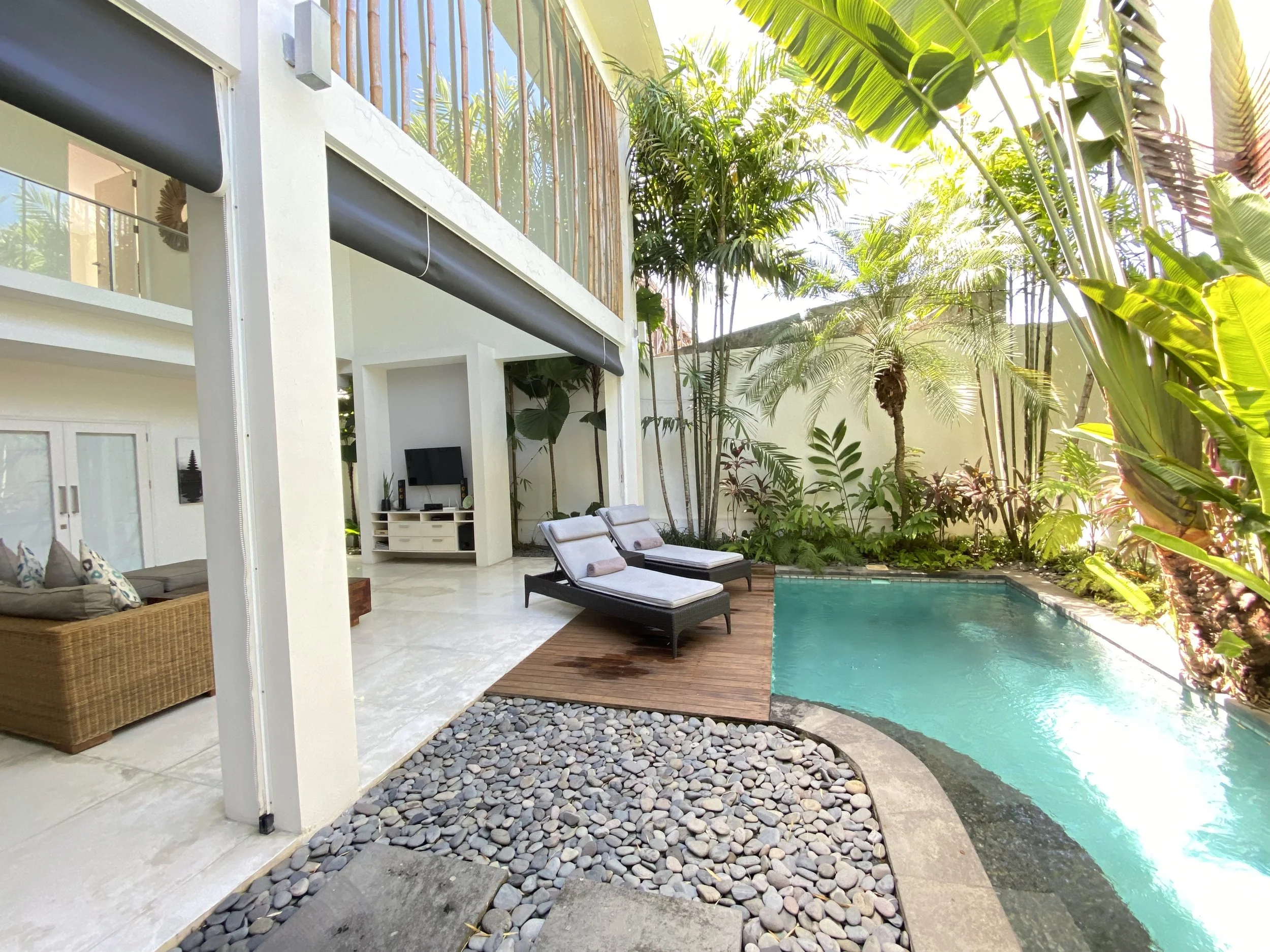 Merta Sari 10 interconnect Villa 2 and villa 3