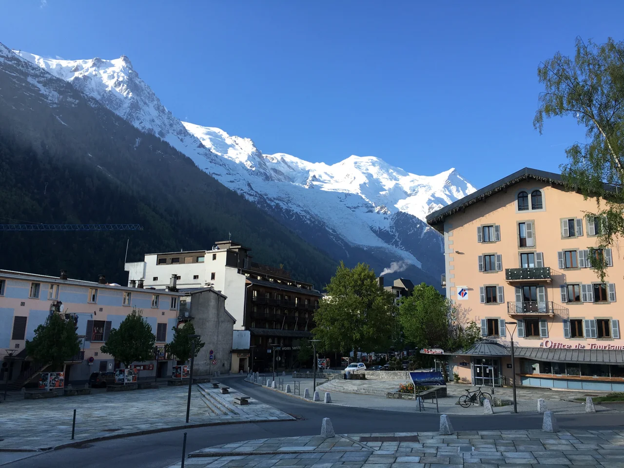 Mont Blanc Massif from Chamonix. Copyright Henderson, 2016.