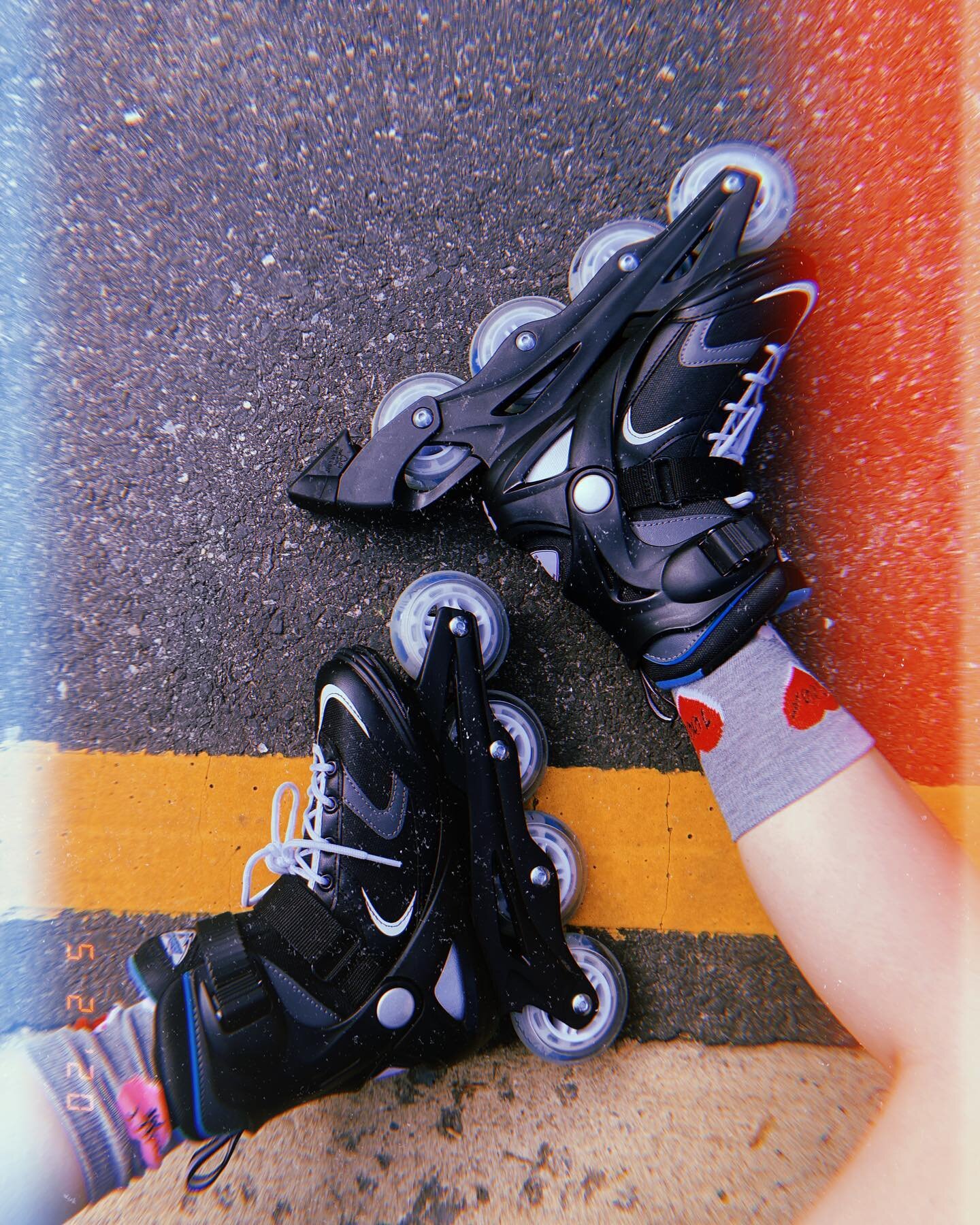 week ??? of quarantine: rollerblades, valentine socks, snail mail, lucky buns, sprouting plants, long walks and finallllly finishing Jersey Shore. It&rsquo;s the little things, folks.
#lovemtpleasant #wheretofindme #acreativedc #bythings #mydccool #t