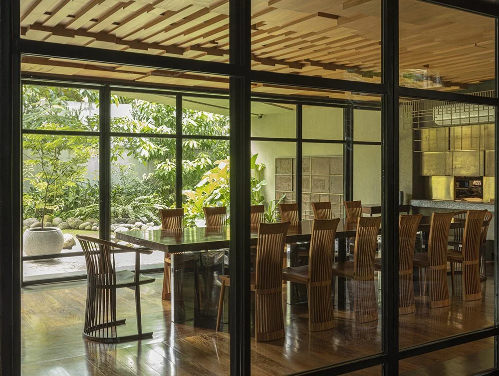 Jar_Concengco_Equilateral_House_Jorge_Yulo_04.jpg