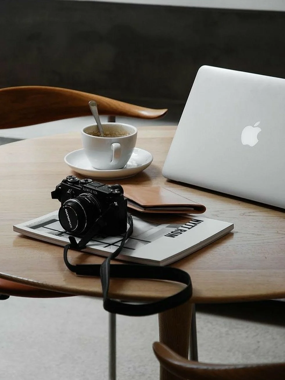 Your message matters. 
If your brand isn&rsquo;t speaking clearly, your audience won&rsquo;t listen. Is your message still aligned with where you&rsquo;re headed? 📷✨