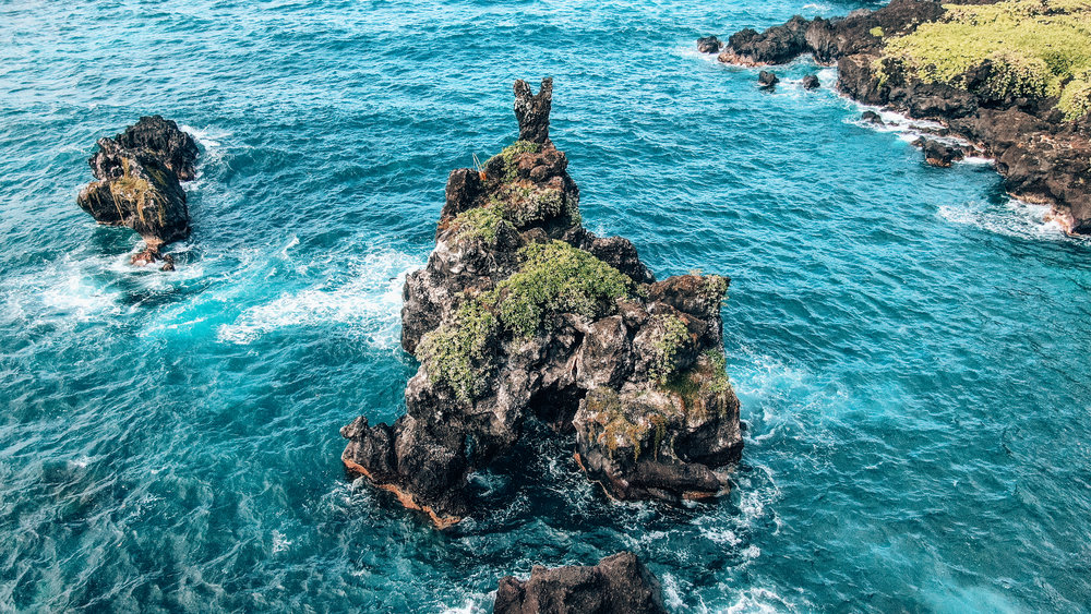 Black Sand Beach Maui Hawaii