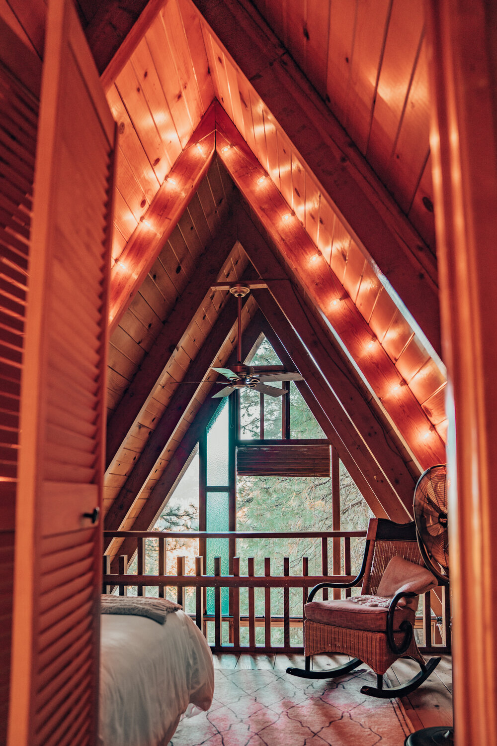 Unique A-Frame Cabin Treehouse, Mount Shasta, California