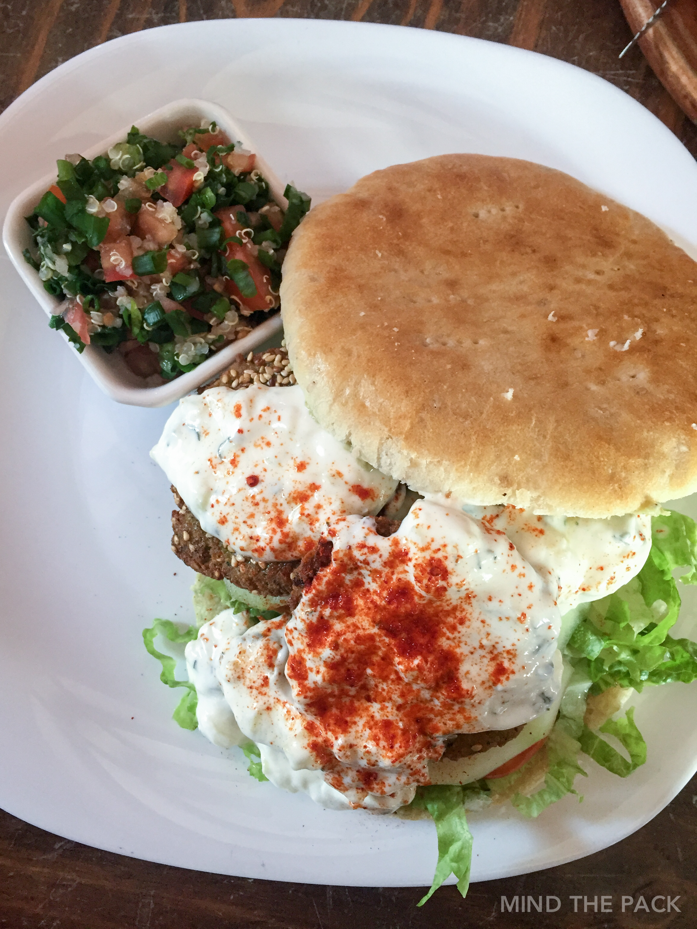 Condor cafe – Falafel burger