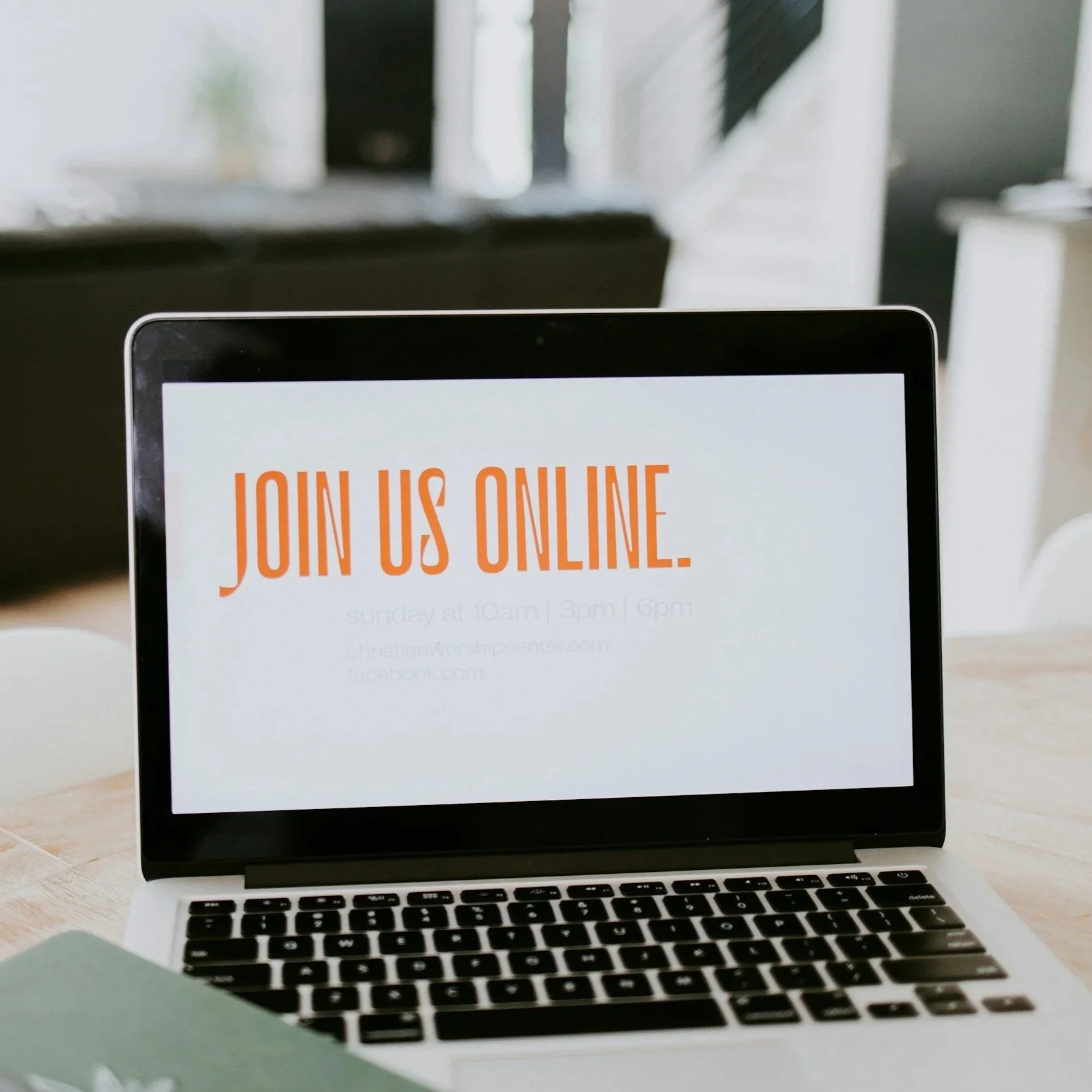 Home workout guided by online personal trainer London