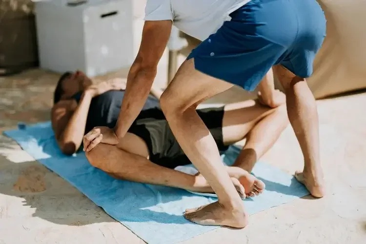 Recovery and stretching session with personal trainer in SW7