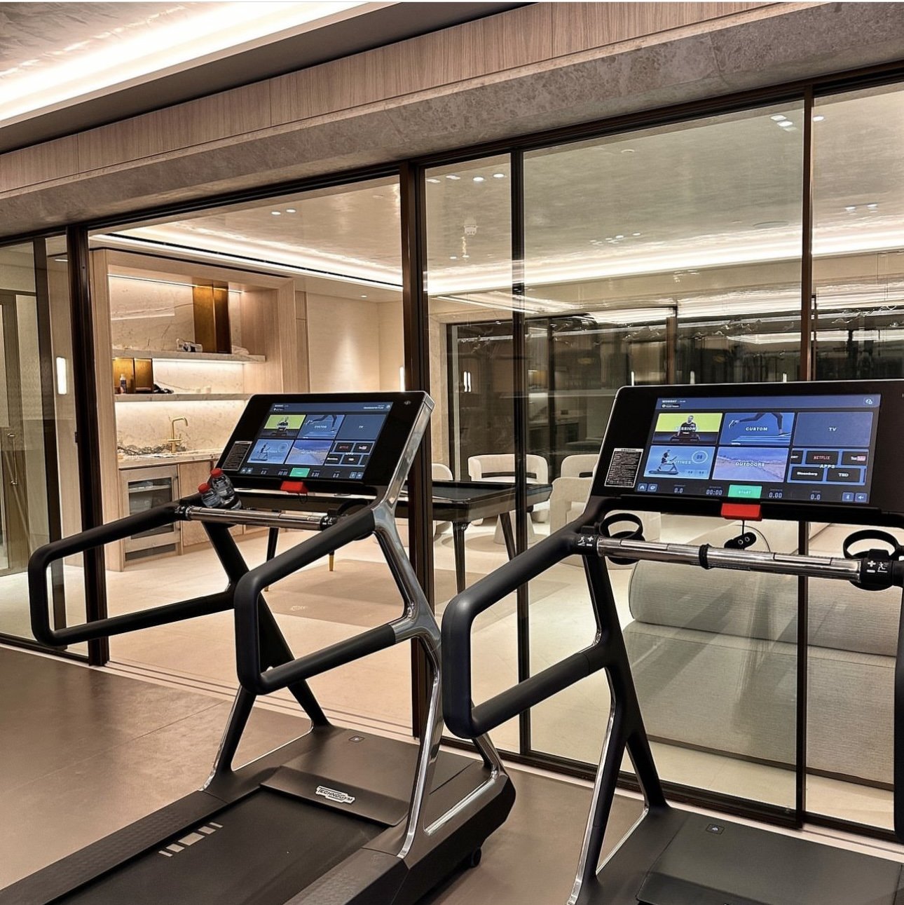 Personal trainer Zara Smalley offering mobile personal training in Battersea, Chelsea and Clapham