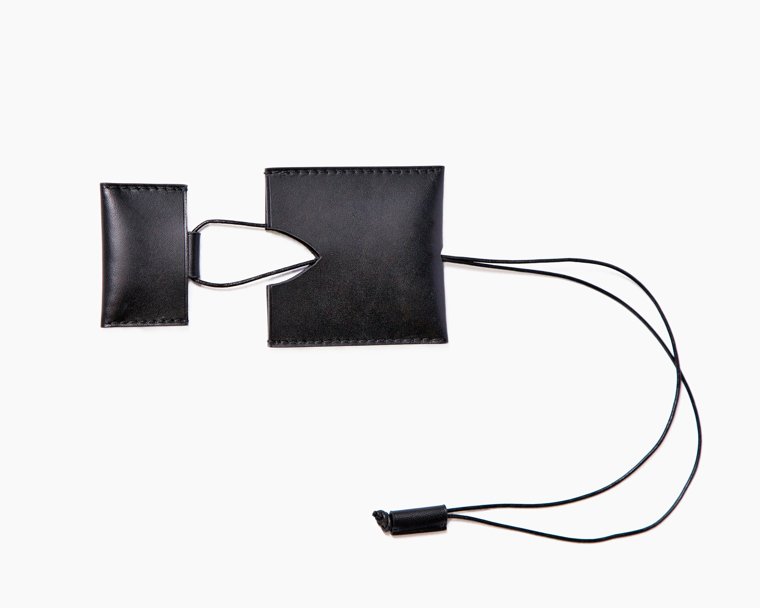 ASWAD-Cardscase-Necklace-Black-3.jpg