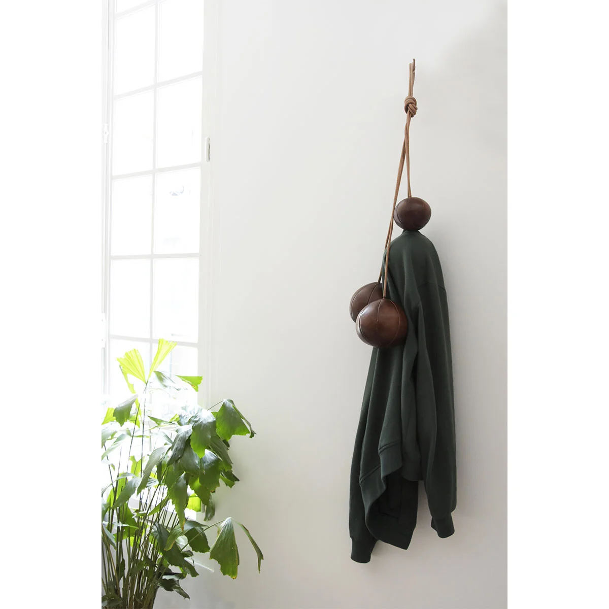 porte-manteau-clothes-rack-cuir-enostudio-design-3.jpg