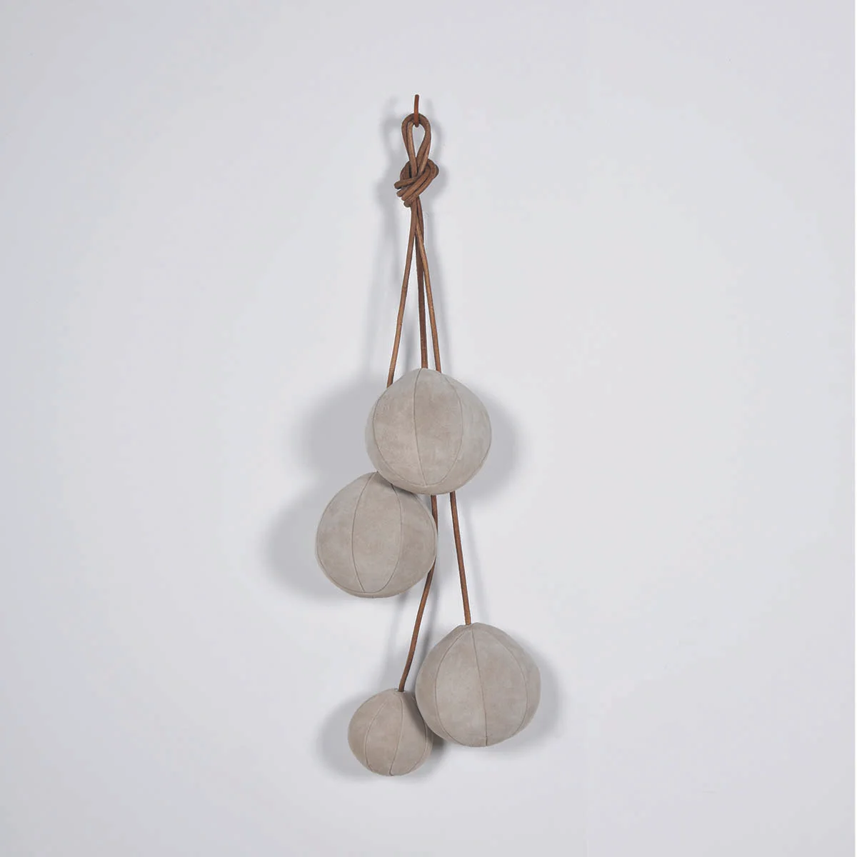 clothes rack beige ENOstudio .jpg