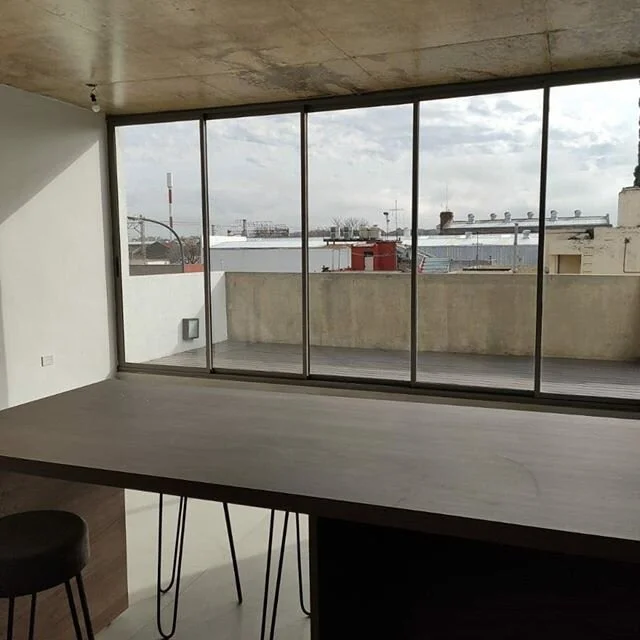 Este edificio residencial fue uno de los primeros que construimos hace algunos a&ntilde;os... Estas fotos son actuales! Priorizamos siempre el mantenimiento y modernizaci&oacute;n de nuestros proyectos.#california2256 #arquitectura #aptoprofesional #