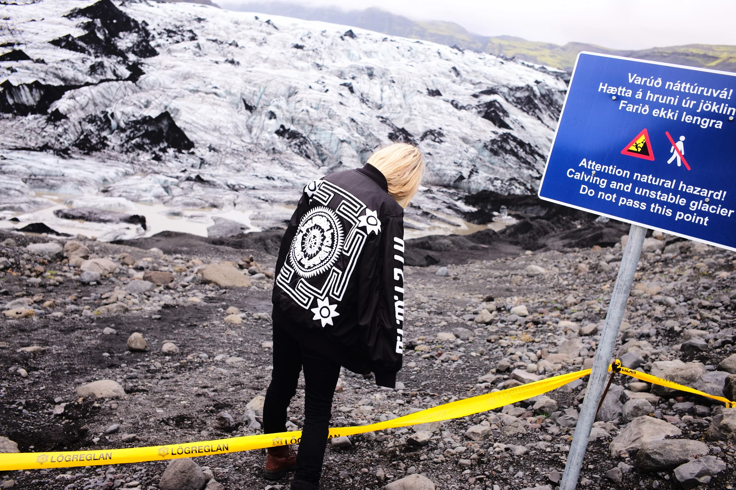 The secret passage (jacket KTZ)