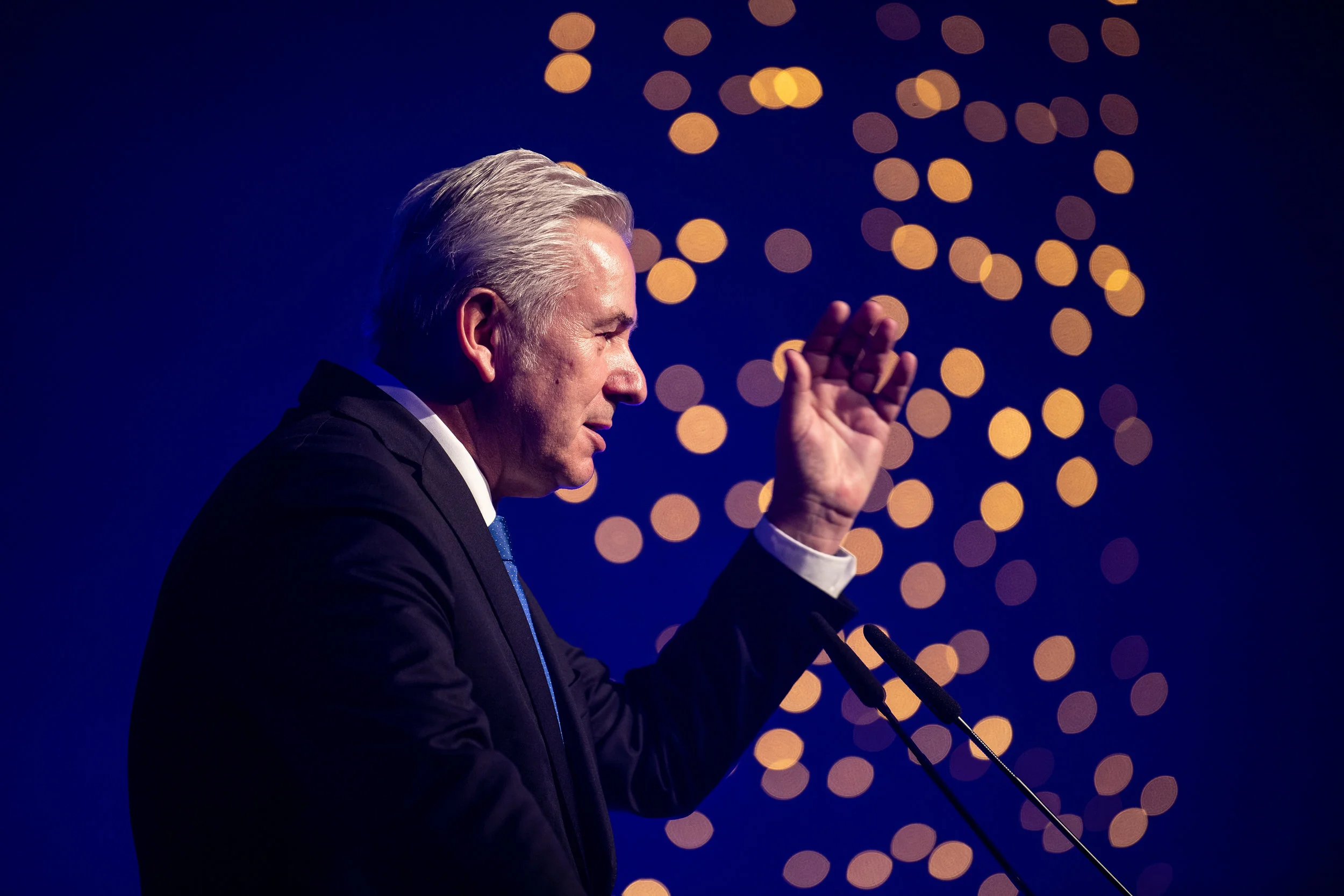 Klaus Wowereit, ehemaliger Bürgermeister von Berlin, hält auf der Verleihung des Laemmle Preises eine Laudatio.