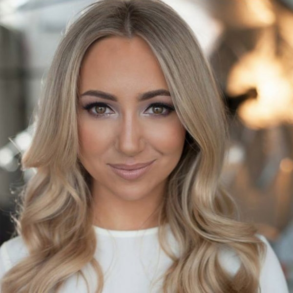 GP, aesthetic doctor, skin expert, bio-identical hormone specialist: Dr Jane Leonard 