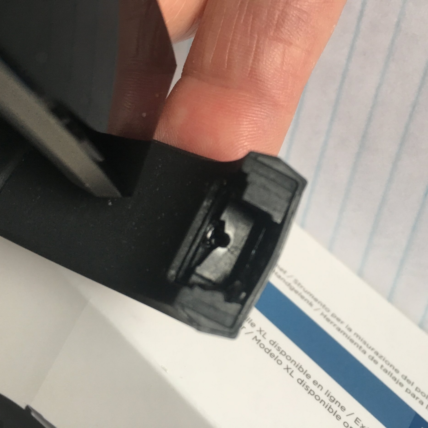 Fitbit no 3 bites the dust in January - the bits that hold the strap in are too fragile
