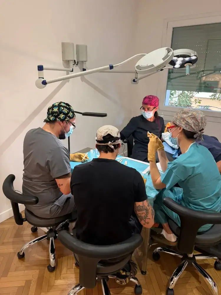 EVE youssof séance implant capillaire FUE Marseille