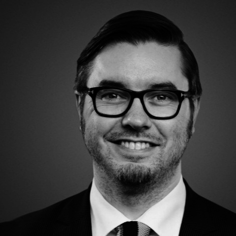 John Fogde er tidligere nyhedschef ved GAFFA (2005-2011) er Talsmand // Pressechef // Booker for NorthSide. NorthSide har fra 2010 udviklet sig fra at være en endagsfestival med fem danske bands til i dag at være en tre dage lang festival for 35.000 gæster. Festivalen har fokus på internationale topnavne, og 2/3 af programmet består af udenlandske bands.