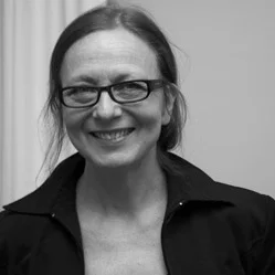 Aashild Grana, dekan ved Avdeling for kunst ved Kunst- og designhøgskolen i Bergen. Åshild er kunsthistoriker og har hatt ulike lederroller i norsk kunstliv, blant annet i Bergen kunsthall, Norske kunstforeninger og USF Verftet.