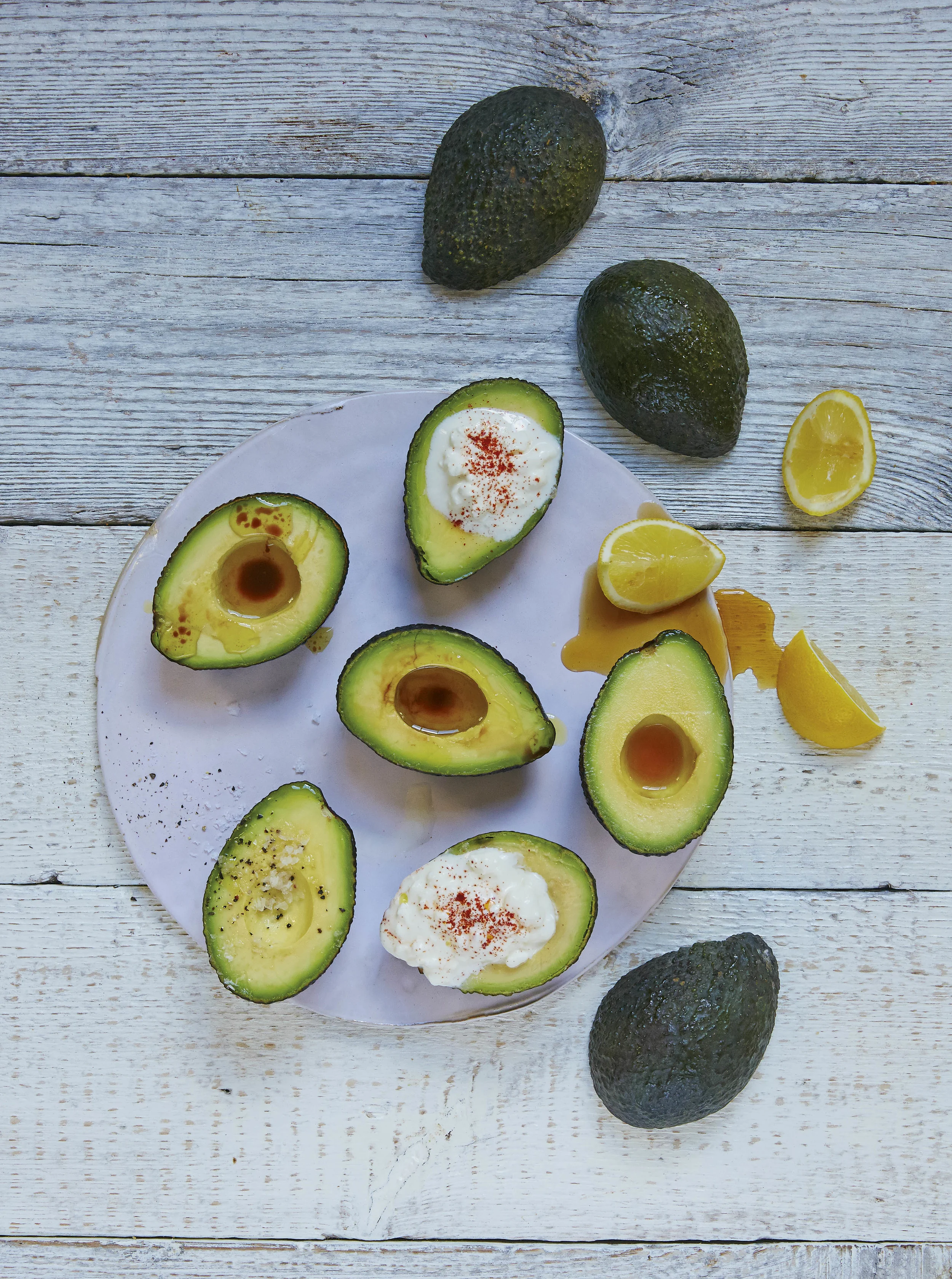 115_GS_avocado_boats.jpg