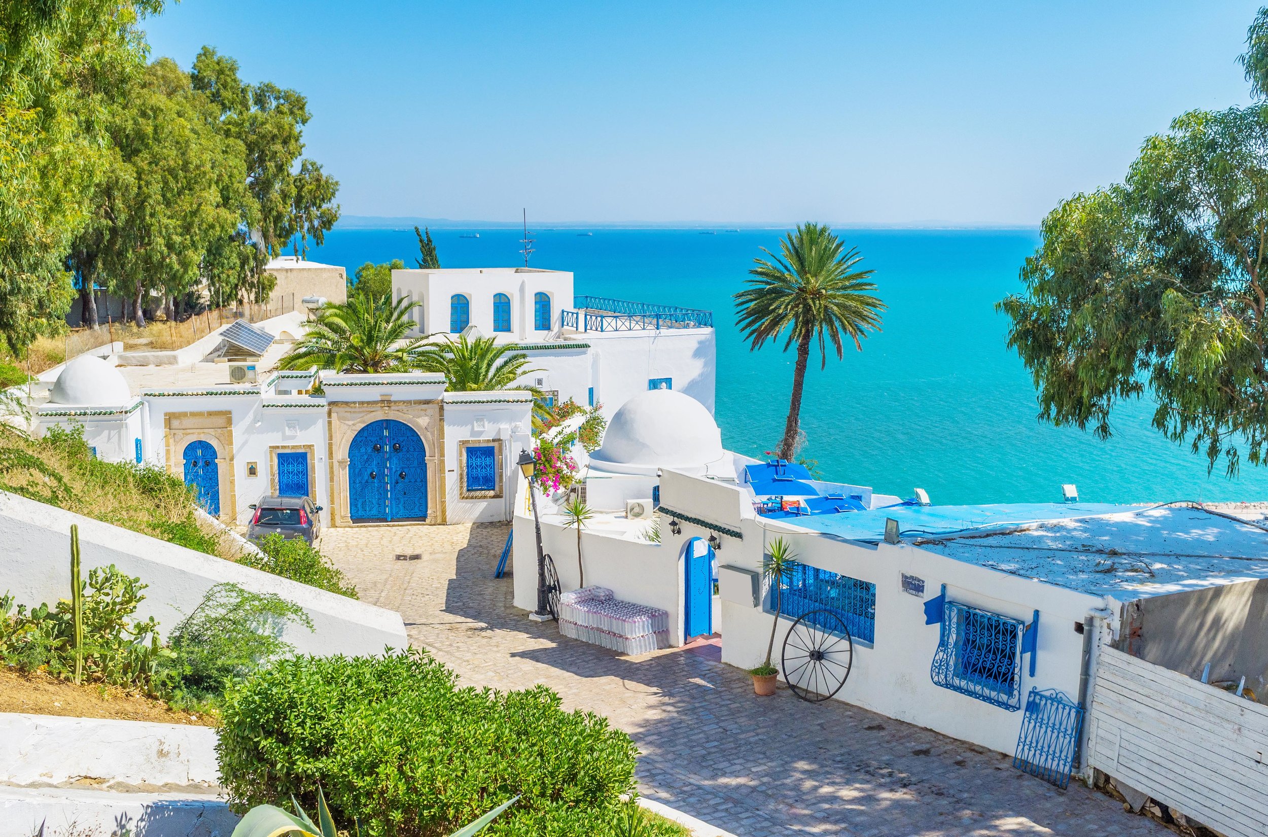Tunis_SidiBouSaid_iStock-498116298.jpg
