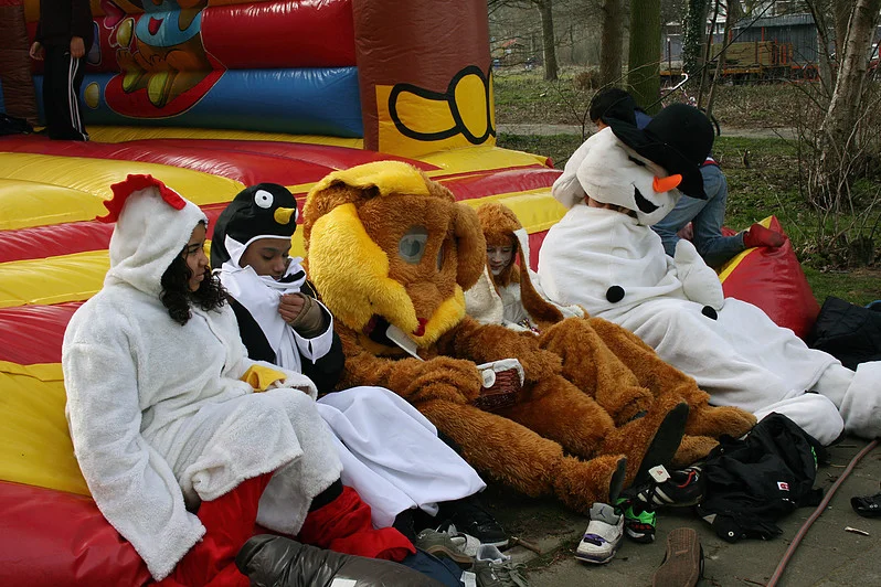 WE ZORGEN VOOR LEUT IN DE BUURT