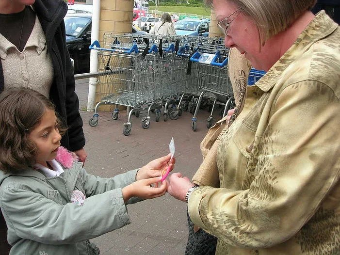 PEOPLE UNITED