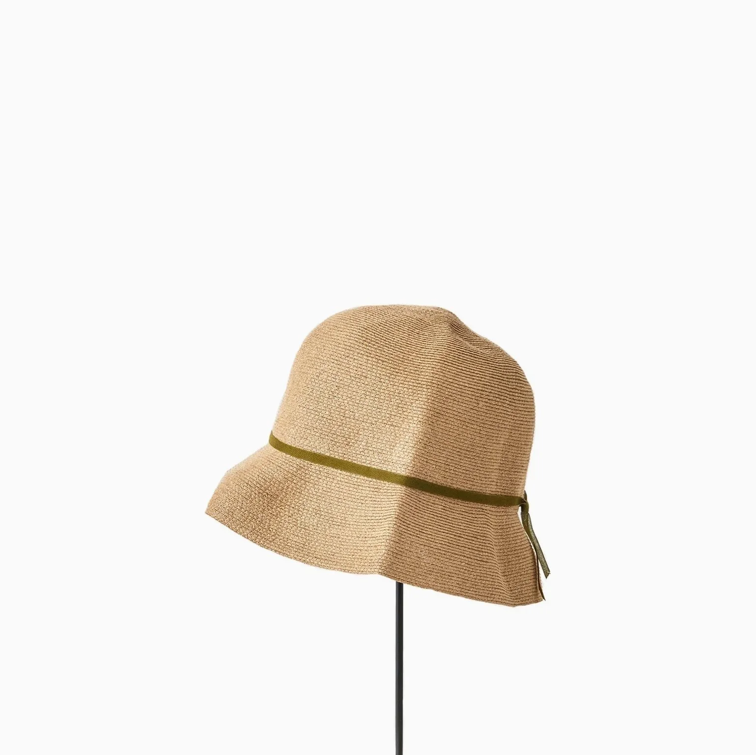 Paper+braid+hat+short.jpg