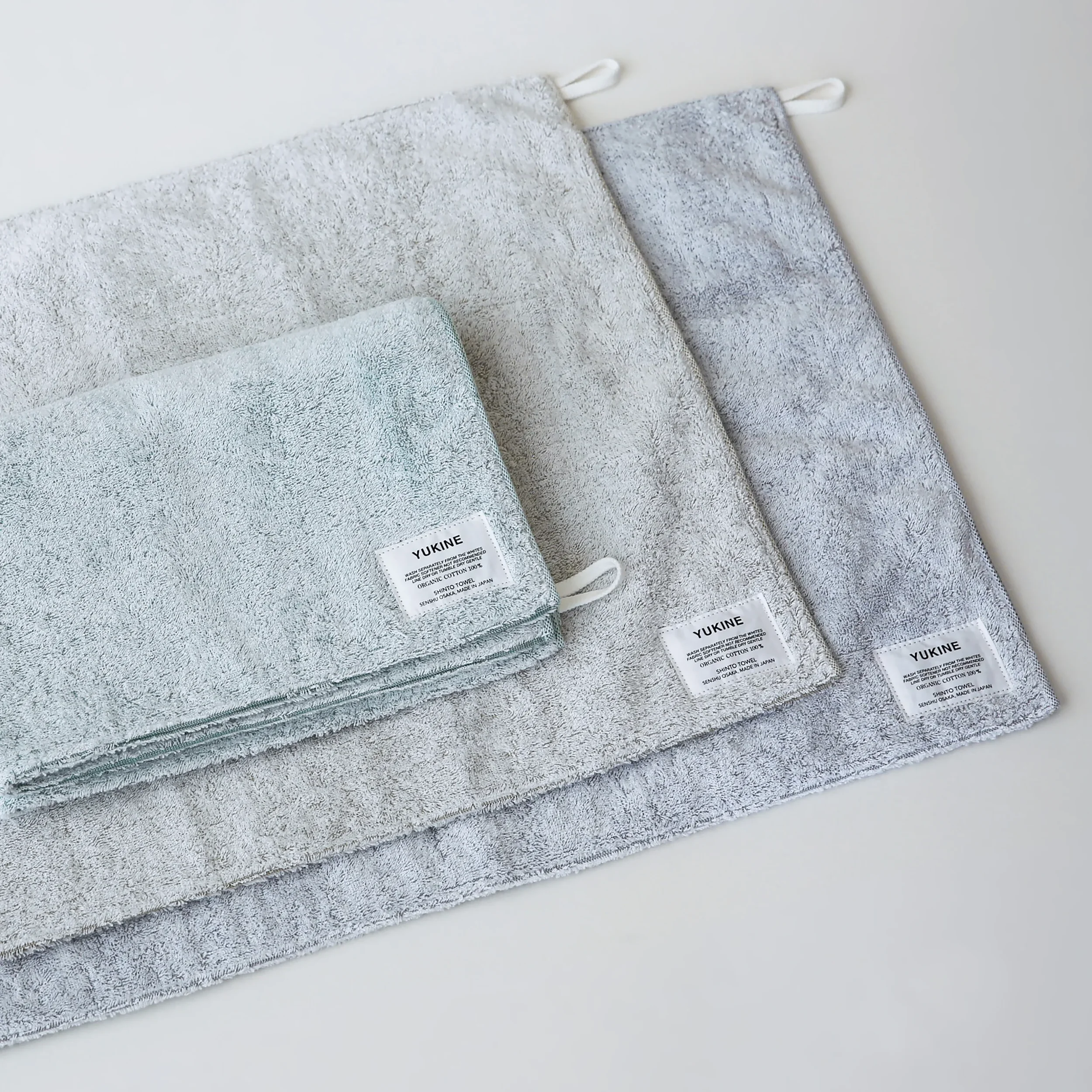 shintotowel_yukine-bath-mat_07_1x1_6fba27f6-fbeb-470a-bbaa-9b95fee39303.jpg.webp