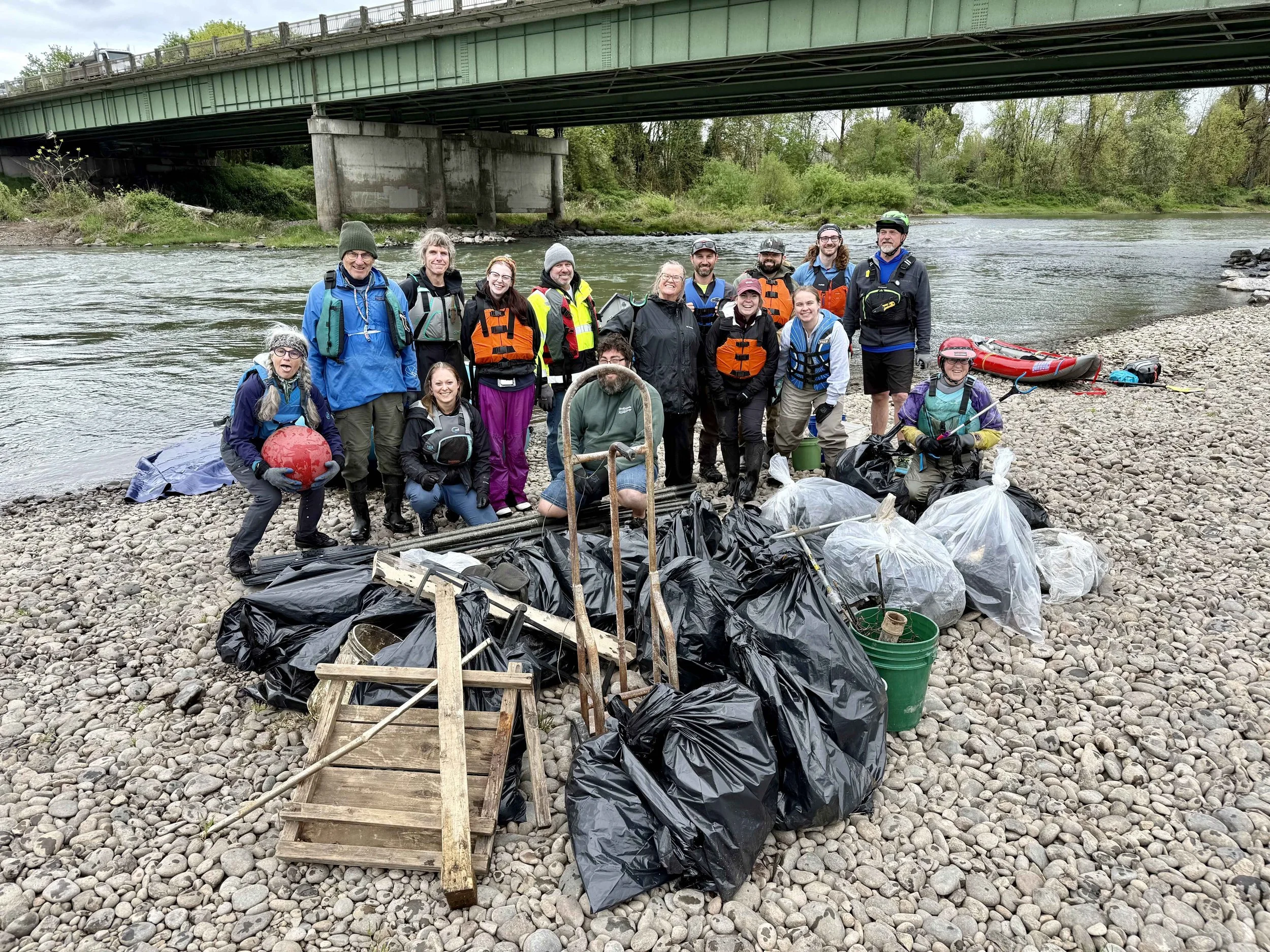 Eugene Trashy Tuesday: Alton Baker Park to River House Outdoor Center (On-Water Cleanup)