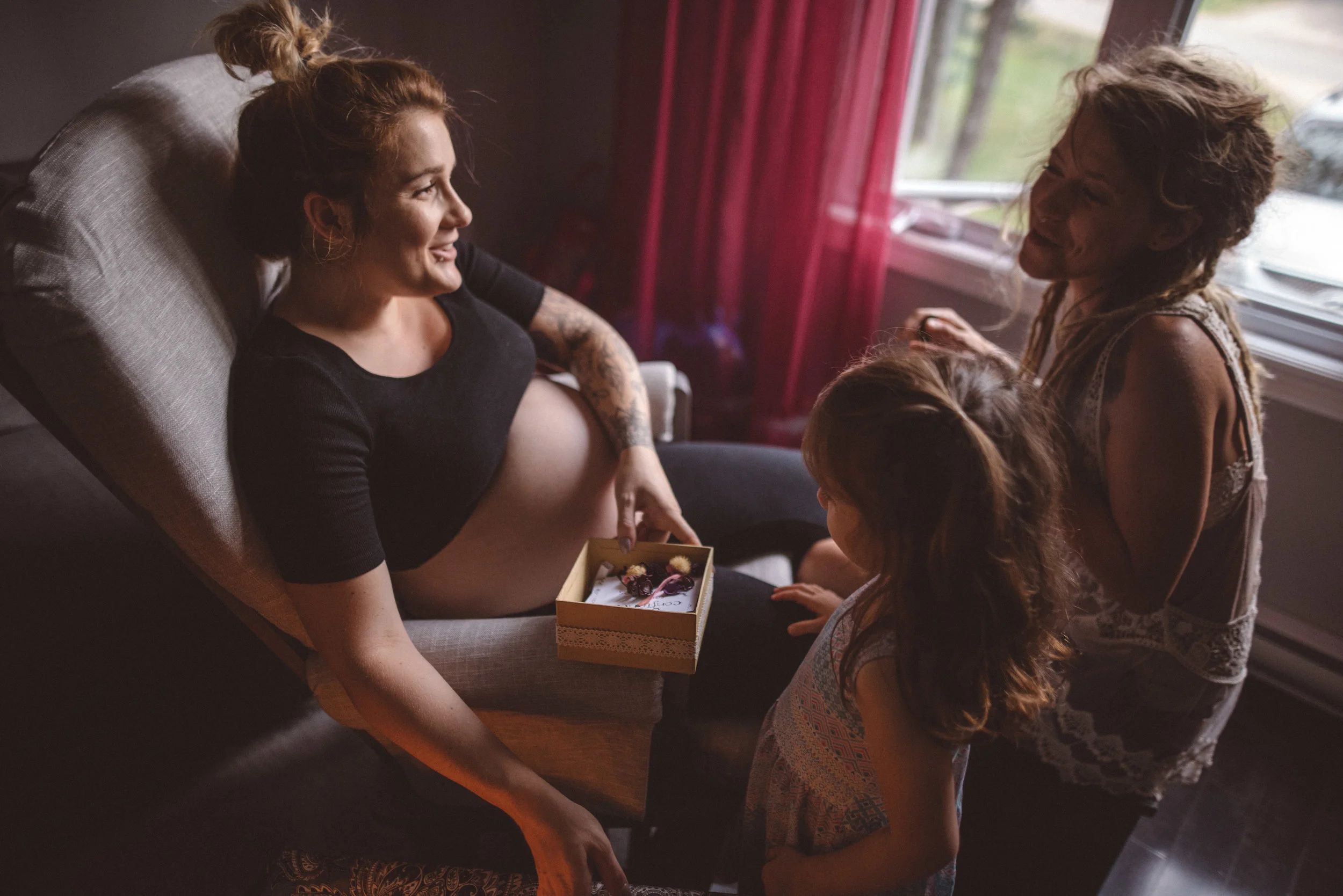 photographe_gatineau_ottawa_photographer_maternité_nouveau-né_newborn_maternity_lifestyle_candid_documentary_natural_family