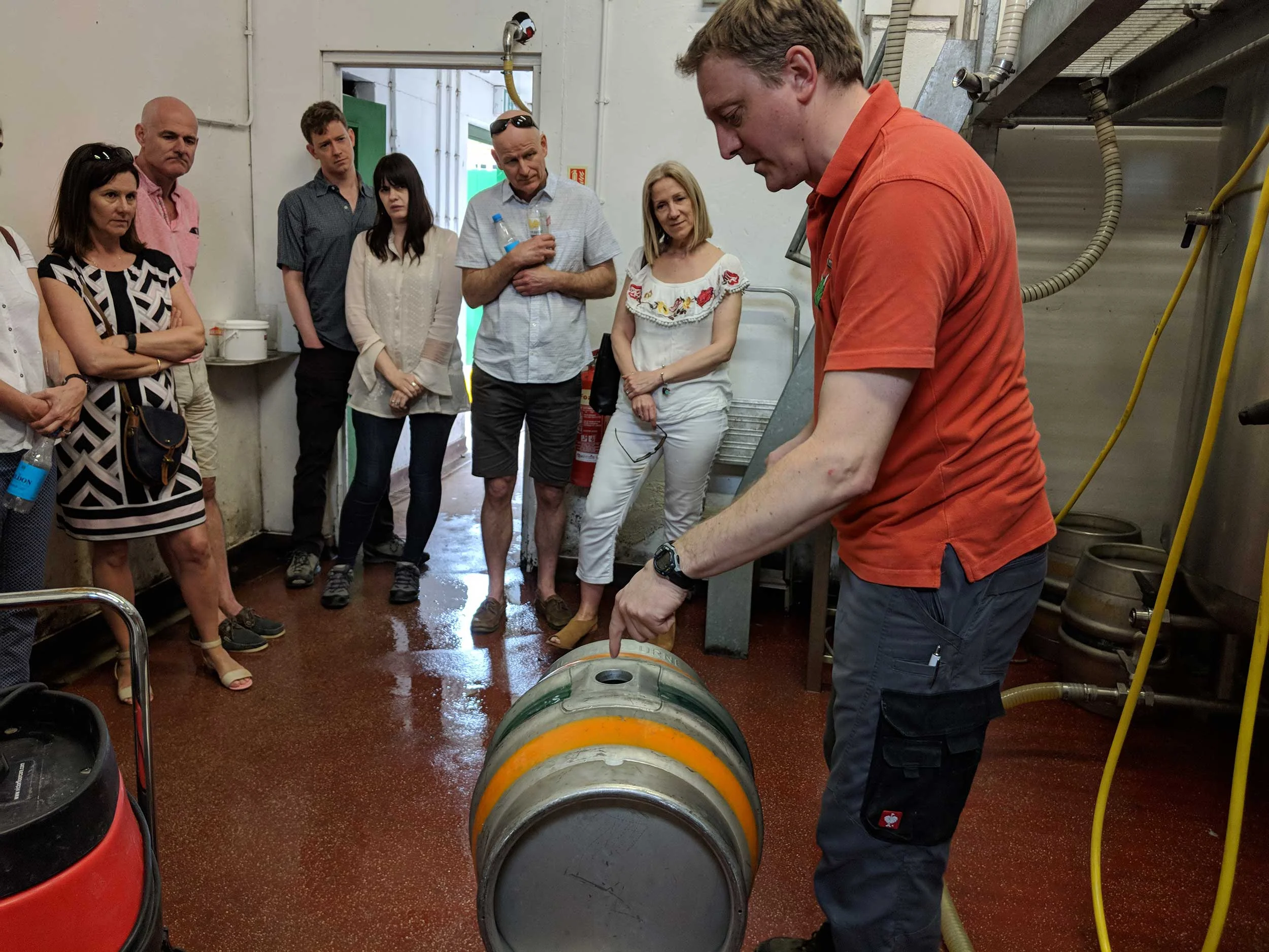 Brewery tour at Tillingbourne Brewery