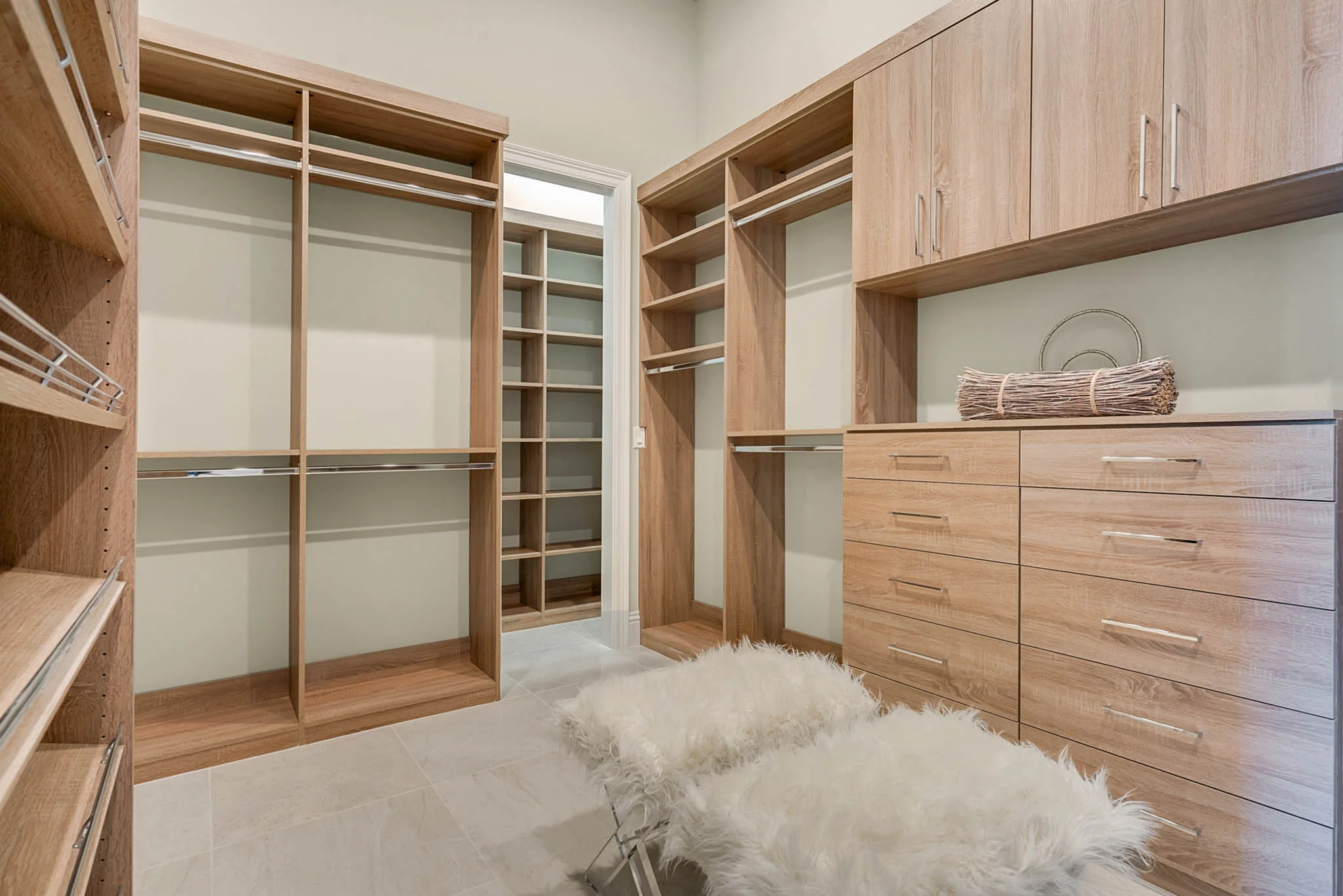 16828 Vinci Way, Montverde, FL 34756 - 43 - Master Closet.jpg