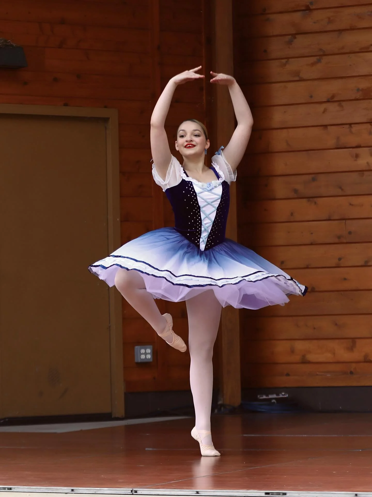 We&rsquo;re dancing into the fall! Lots of exciting events coming up for Halloween, our Beauty and the Beast master classes, and more! There&rsquo;s always something fun going on at the studio! 🍂🍁

#2ndstreetdance #falldance #falldanceclasses  #mas