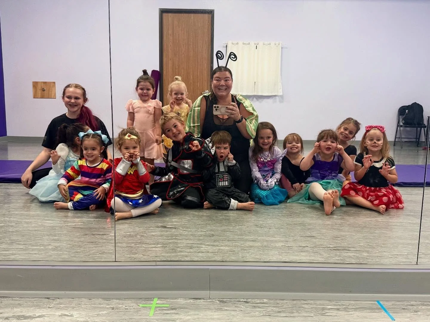 We are having a great time with Halloween Dress Up and Bring a Friend Week!ππ»π§‘ Can’t wait to see everyone’s costumes! All ages are welcome to participate! 
#2ndstreetdance #halloween #halloweenweek #halloweendressup #bringafriend #bri