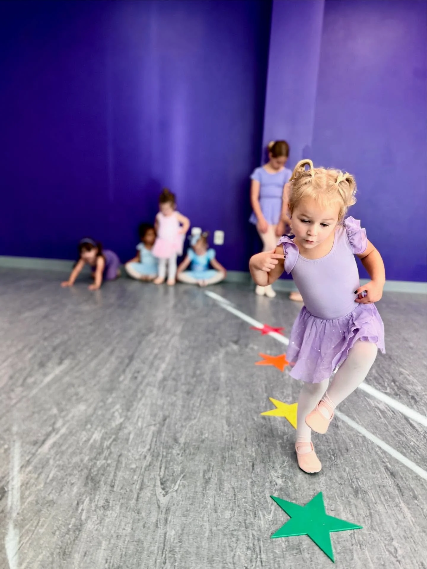 Start something new in the new year! Dance classes and Mini Sessions available for toddlers through adults!🌟🩰💜New classes begin January 5th! 

Short 6 Week Mini Sessions
Register here:  https://www.2ndstreetdance.com/short-mini-sessions

Full Seas