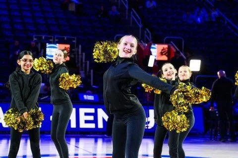 Check out these amazing shots from Diversiform Dance Project Youth Company&rsquo;s performance at the Pistons game! 🏀 Way to go dancers!

#diversiformdanceproject #2ndstreetdance #youthcompany #dancecompany