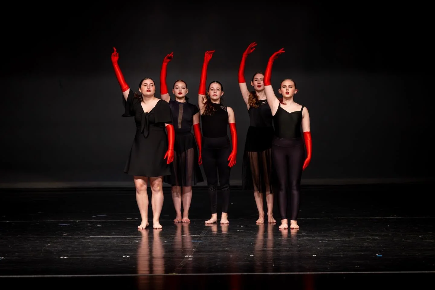 Diversiform Dance Project Youth Conpany will be performing at the @ddcdances Collage Concert Sunday, March 1st at 2:30 at the Marlene Boll Theatre in Detroit! 

#2ndstreetdance #youthcompany #dance