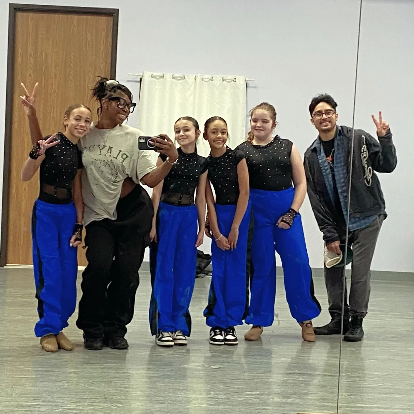 Loving these hip hop costumes! 💙 Recital is only 11 weeks away! We&rsquo;ll continue distributing costumes as they arrive! 

#2ndstreetdance #hiphop #dancerecital #recitalcostume